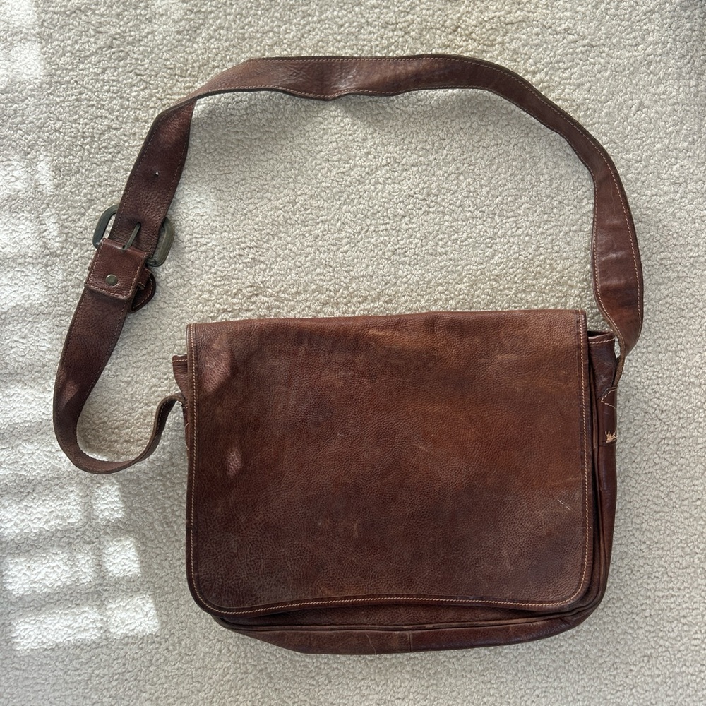 Classic Brown Leather Messenger Bag